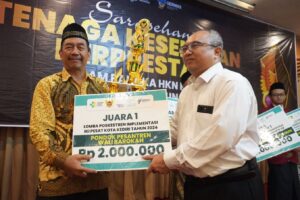 Ponpes Wali Barokah Kediri Raih Penghargaan Pesantren Sehat di Hari Kesehatan Nasional ke-60