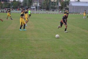 Pertandingan Persahabatan Senkom Sidoarjo FC dan Senkom Kaltara FC: Mempererat Persaudaraan Lewat Sepak Bola