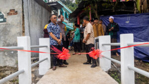 Peresmian Jembatan Gaya oleh Kepala Desa Bersama LDII PAC Tenjolaya