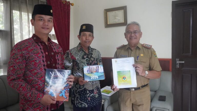 Harmoni dalam Silaturahmi: PC LDII Rancaekek Temui Camat Bahas Program Strategis