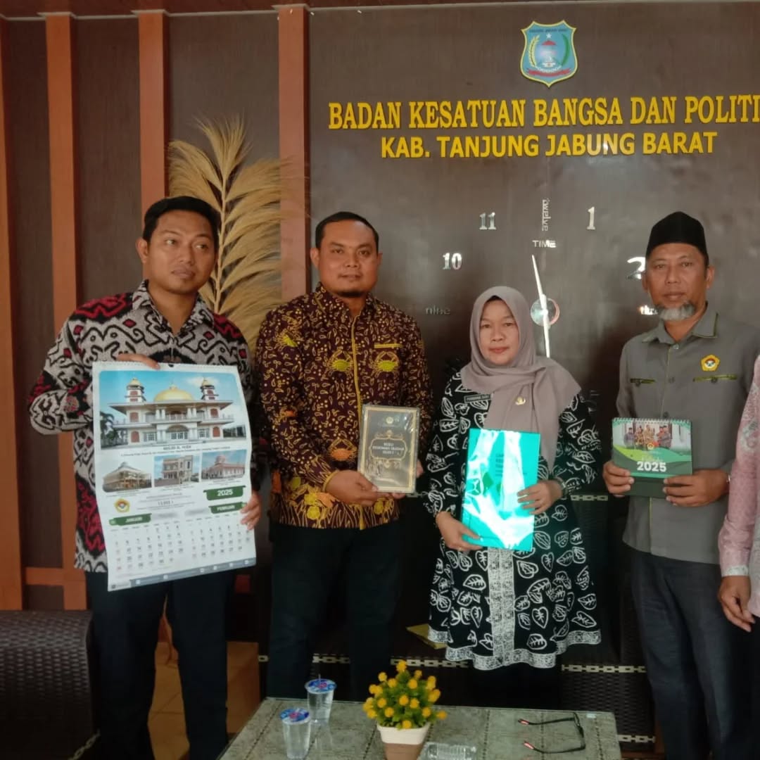 DPD LDII Tanjung Jabung Barat Serahkan Laporan Kegiatan Tahunan 2024 ke Kesbangpol