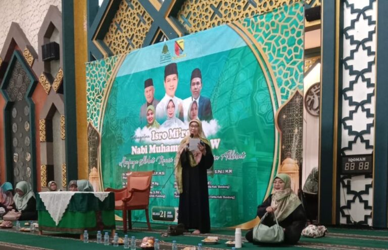 PPKK LDII Memandu Jalannya Pengajian Rutin Bulanan Majelis Taklim Wanita Al-Fathu Pemda Kabupaten Bandung