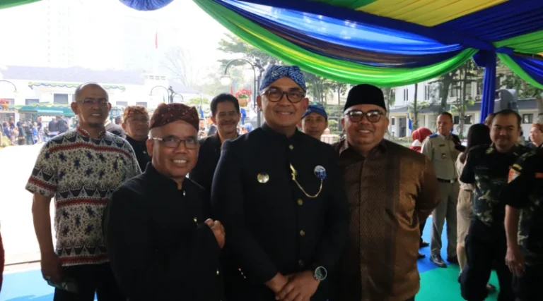 LDII Bandung Hadiri Upacara HJKB ke-215, Perkuat Harmoni dan Kolaborasi